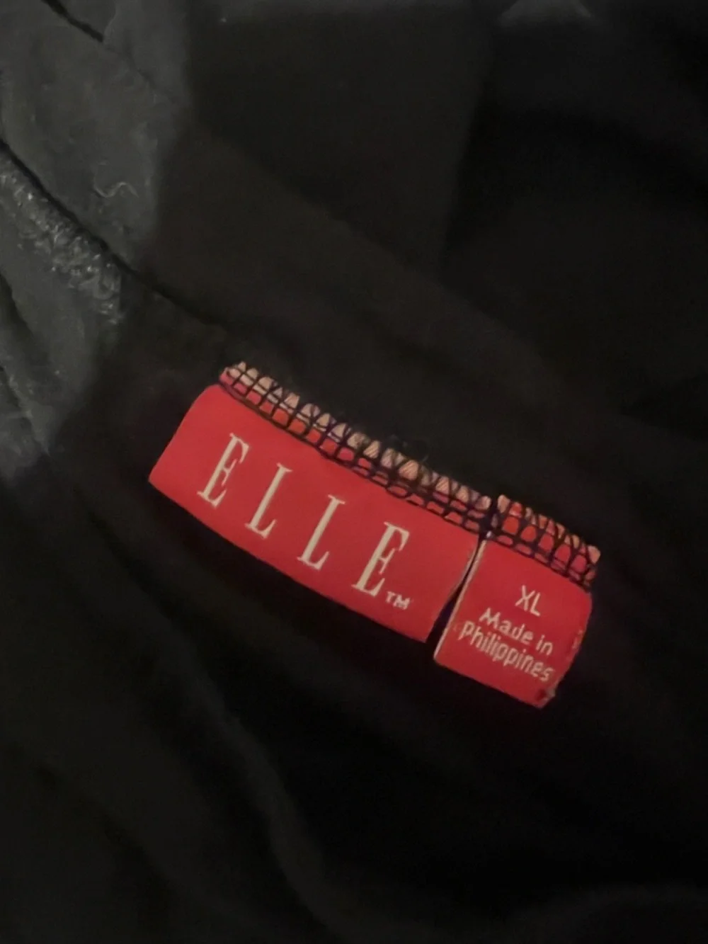 Elle Black One-Shoulder Ruffle Tank Top - Picture 3 of 3